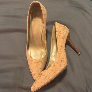 Stuart Weitzman cork pumps good condition size 6.5